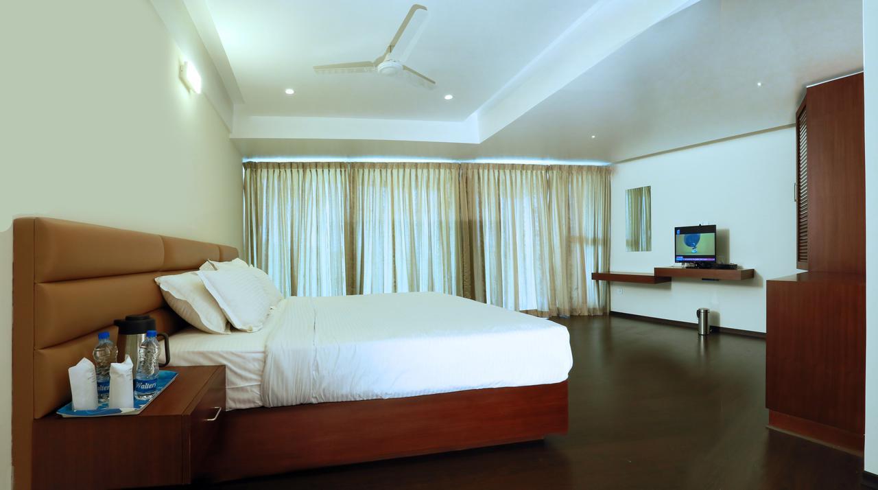 Malabar Residency Hotel Kannur Exterior photo