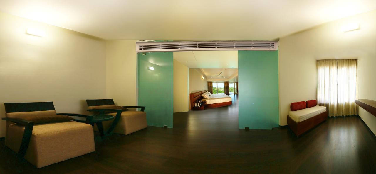 Malabar Residency Hotel Kannur Exterior photo