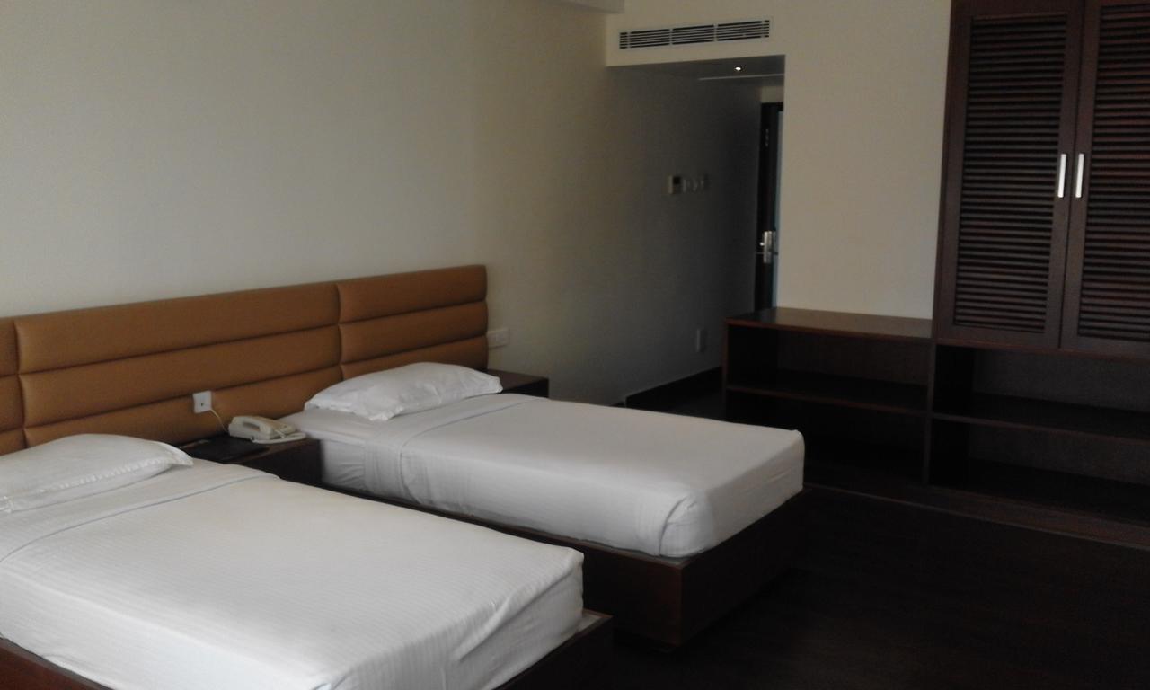 Malabar Residency Hotel Kannur Exterior photo